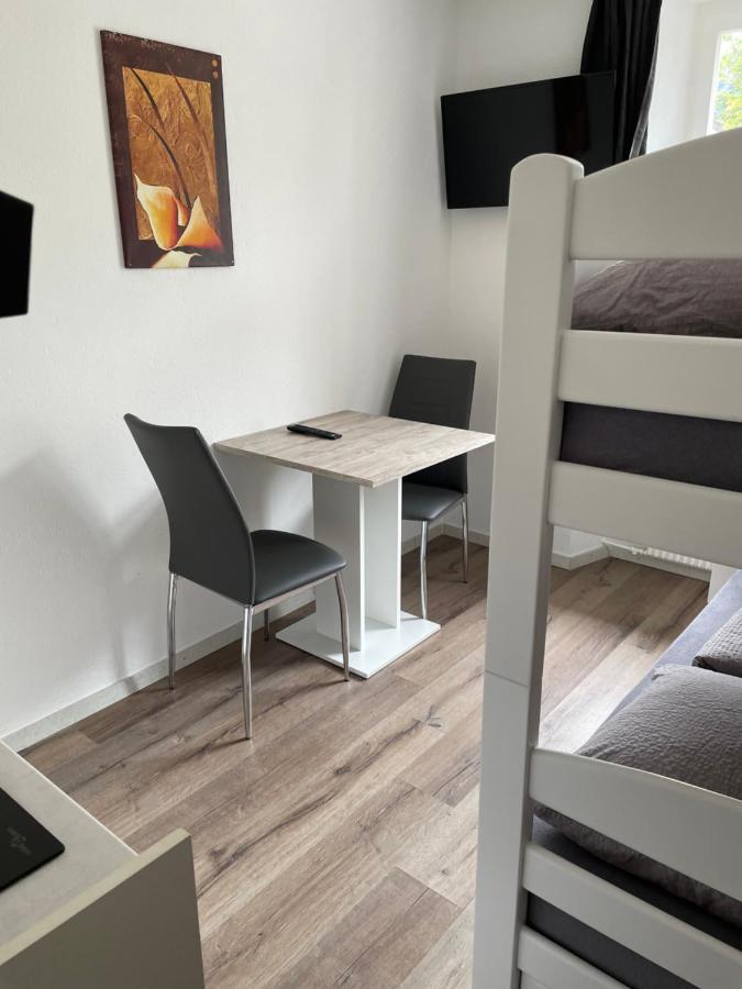 כור Haus Zur Eiche Private 1 Zimmerstudios מראה חיצוני תמונה